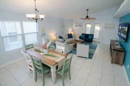 Palm Cove Beach Rentals - Image 2